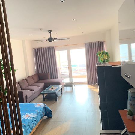View Talay 5D Golf Apartment Pattaya Exterior photo
