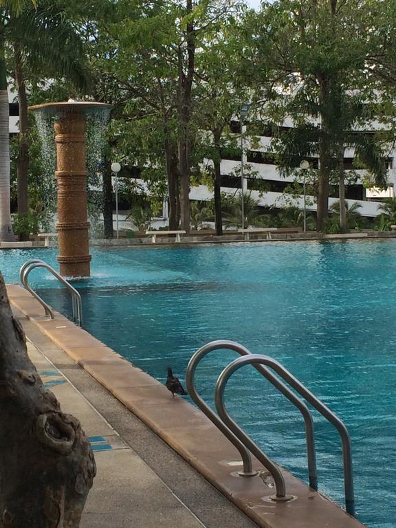 View Talay 5D Golf Apartment Pattaya Room photo